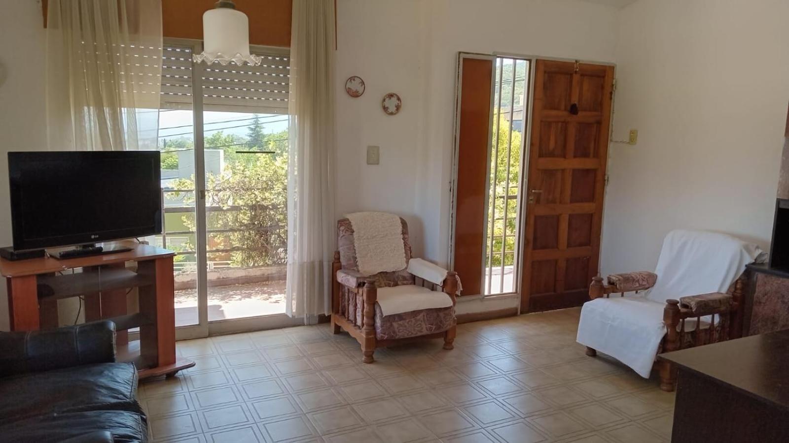 Casa 5 Personas Carlos Paz Holiday home *